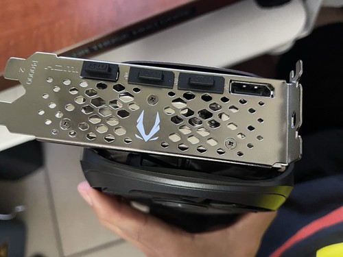 Zotac 4070 Super Trinity Black Edition 12GB - Picture 4 of 7