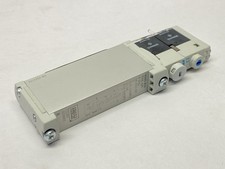 Festo VUVG-B14-T32C-AZT-F-1T1L Solenoid Valve 573476