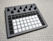 Novation Circuit Rhythm Beatmaking Sampler Gr...