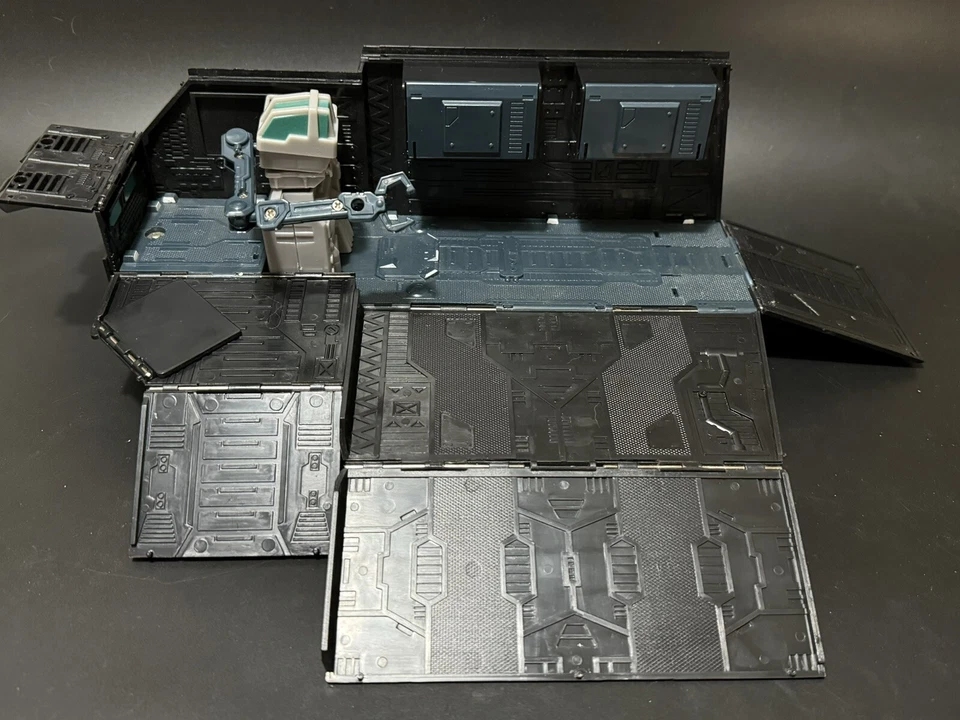 Transformers Universe Nemesis Prime With Trailer MISB - Image 4 of 4