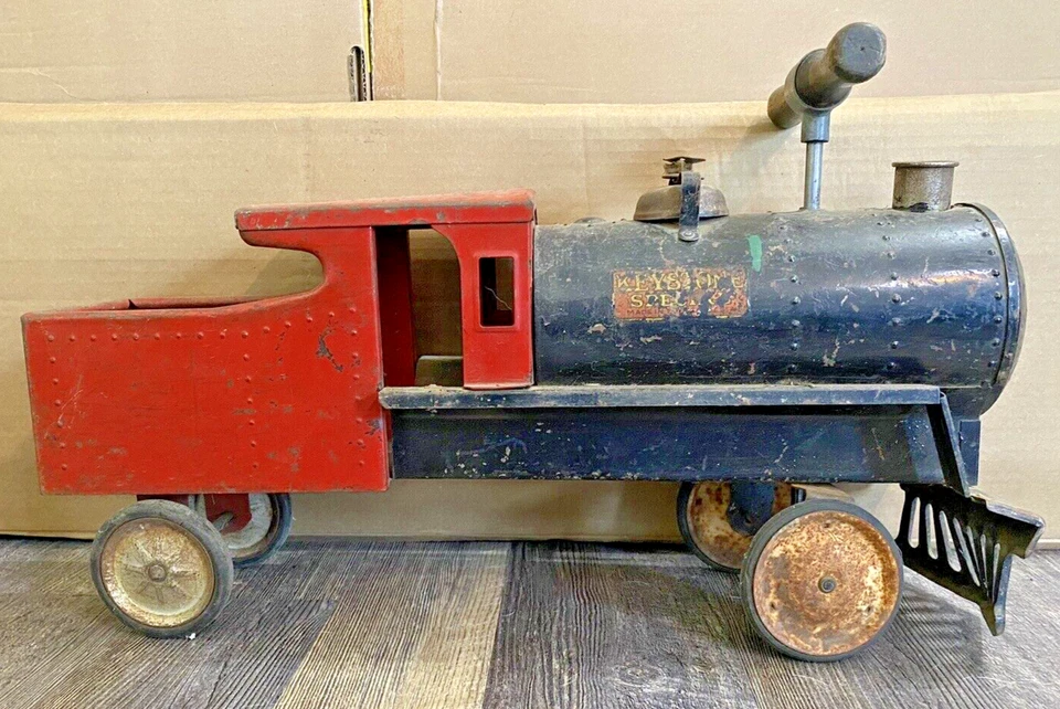 Antique 1930s Pressed Steel Keystone Ride on Train Engine Locomotive - Image 2 of 4