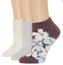 NWT Three Pair Women's Modern Cozy Socks Fits Shoe Size 4-10