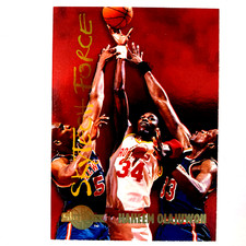 Hakeem Olajuwon 1994-95 Skybox Premium SkyTech Force Insert #19 Houston Rockets