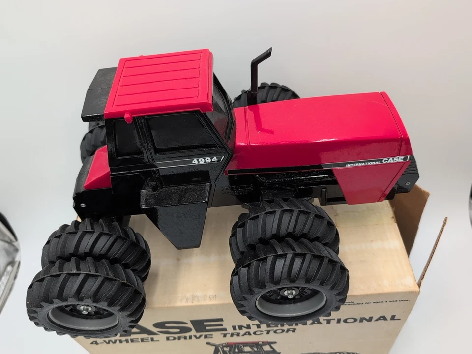 1/16 Ertl Farm Toy Case International 4994 Tractor With Duals #2 - Image 2 of 3
