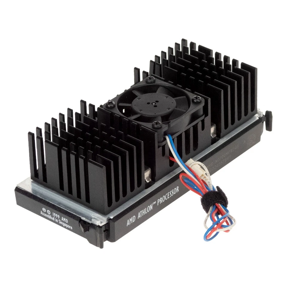 Processore CPU AMD ATHLON AMD-A0700MPR24B A SLOT A 700MHz Con Dissipatore - Immagine 2 di 2