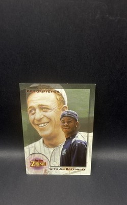 1995 Megacards The Sporting News Conlon Collection - Ken Griffey Jr. in the Zone
