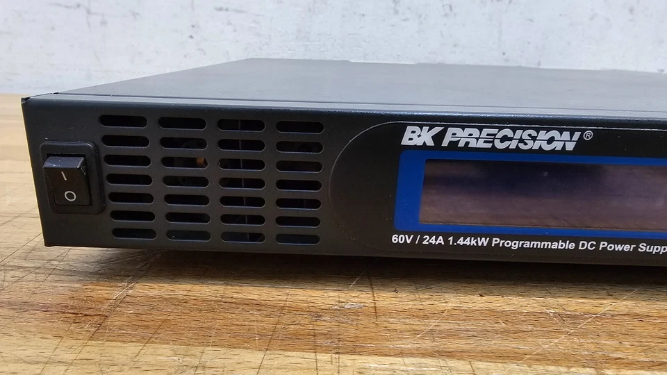 Fuente de alimentación de CC programable BK Precision 60V/24A 1,44kW XLN6024 USADA Foto 3 de 4