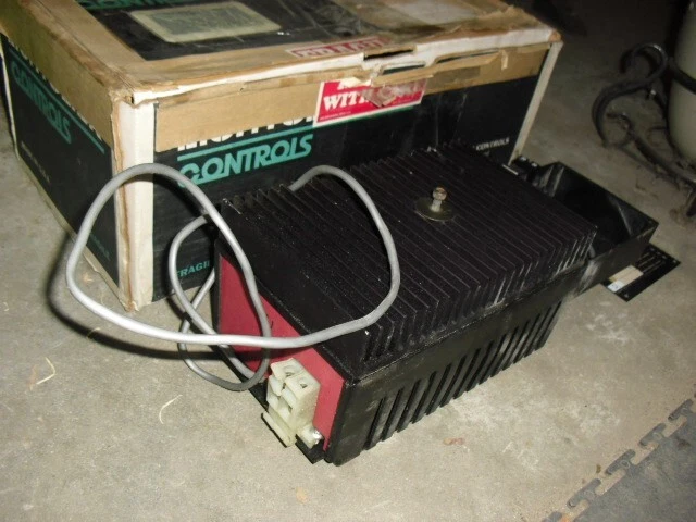 Controles LIGHTOLIER LM-2-2000 / LM22000 ---Mejor oferta--- Foto 2 de 3