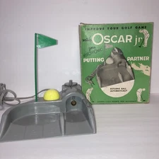 Vintage Oscar Jr Electric Automatic Golf Putting Partner w/Original Box Tested