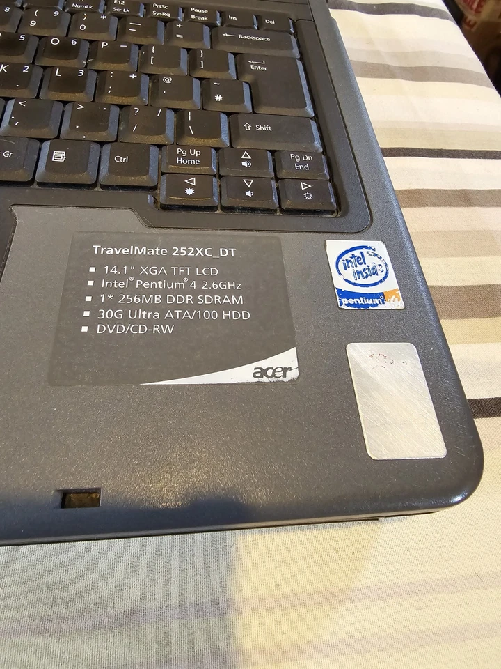 Vtg Acer TravelMate 250 Pentium 4 2.6GHz 252XC_DT For Parts Read Description  - Image 4 of 4