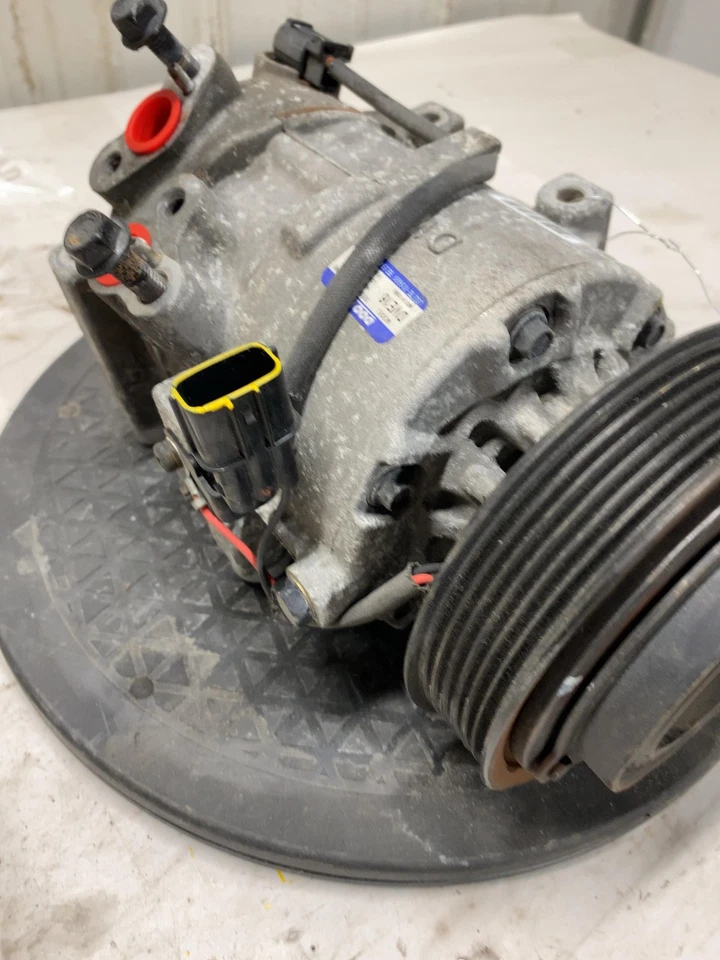 Compresor de aire acondicionado 10 11 12 13 14 15 16 KIA SPORTAGE Foto 3 de 4