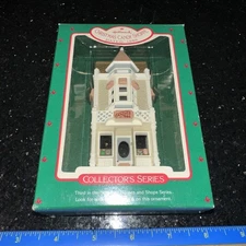 Hallmark 1986 NOSTALGIC & SHOPS 3rd Christmas Candy Shoppe ORNAMENT