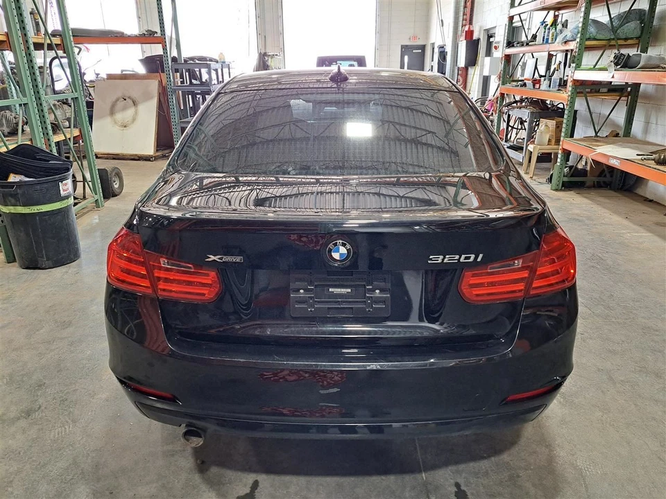 Bomba de freio/atuador Abs antibloqueio unidade 2014 320i Sku#4123180 - Imagem 3 de 4