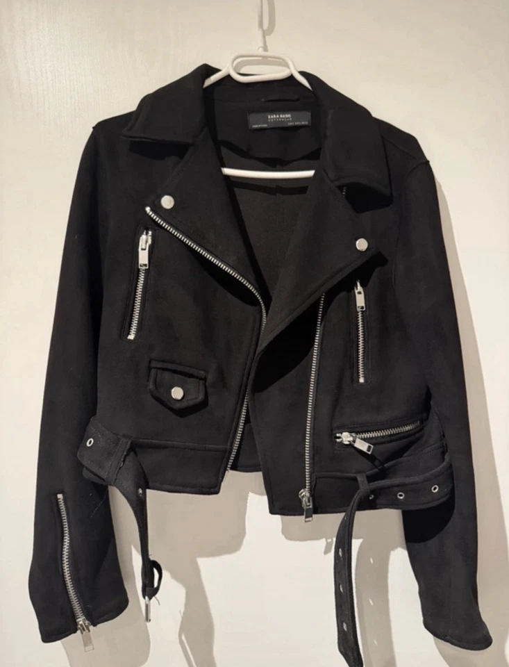 Zara Damen Bikerjacke Schwarz kurz, Reißverschluss & Gürtel, Größe S - Bild 1 von 2