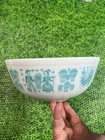 Pyrex #404 Amish Butterprint Mixing Bowl 4QT White & Blue Glass Vintage MCM