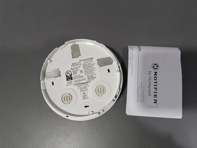 NOTIFIER FSP-951-IV Intelligent Photoelectric Smoke Sensor