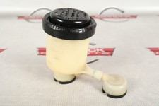 1986-1987 Corvette C4 Brake Master Cylinder Reservoir And Adapter
