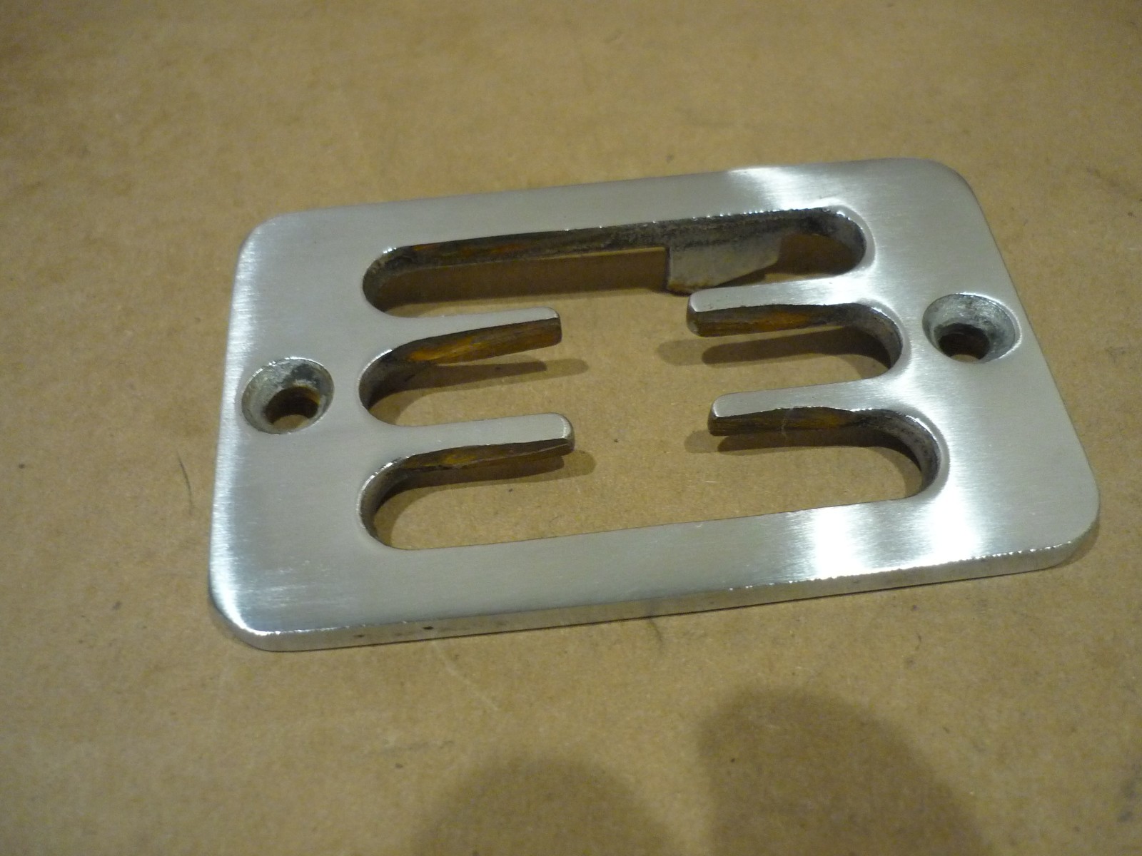 Ferrari 208,288,308,Mondial- Gear Shift Gate (USED)  P/N 106433