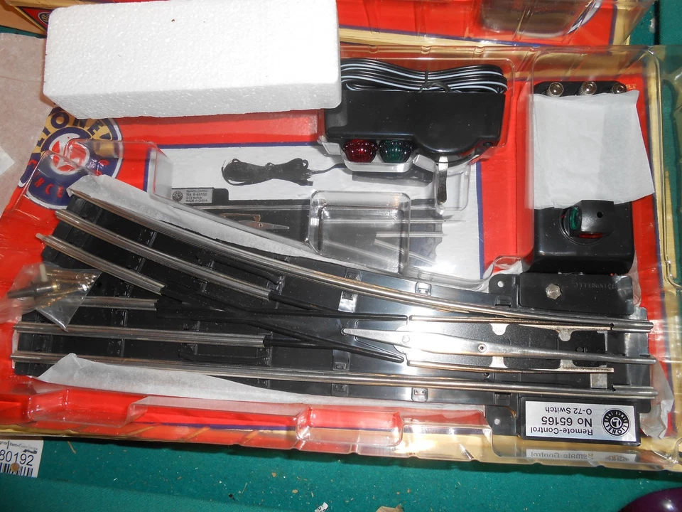 Lionel Pair of Lionel Modern O72 switch Tracks New LED Bulbs 1 Left & 1 Right - Image 2 of 4