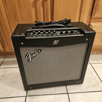 Fender Mustang II 40 watt Guitar Amp Amplifier Very good shape