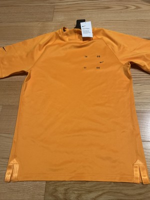 NIKE TECH PACK BONDED TEE KUMQUAT & BLACK Running Sz S BV4441-886 Men s NWT