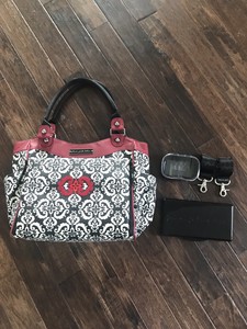 diaper bag stroller clips