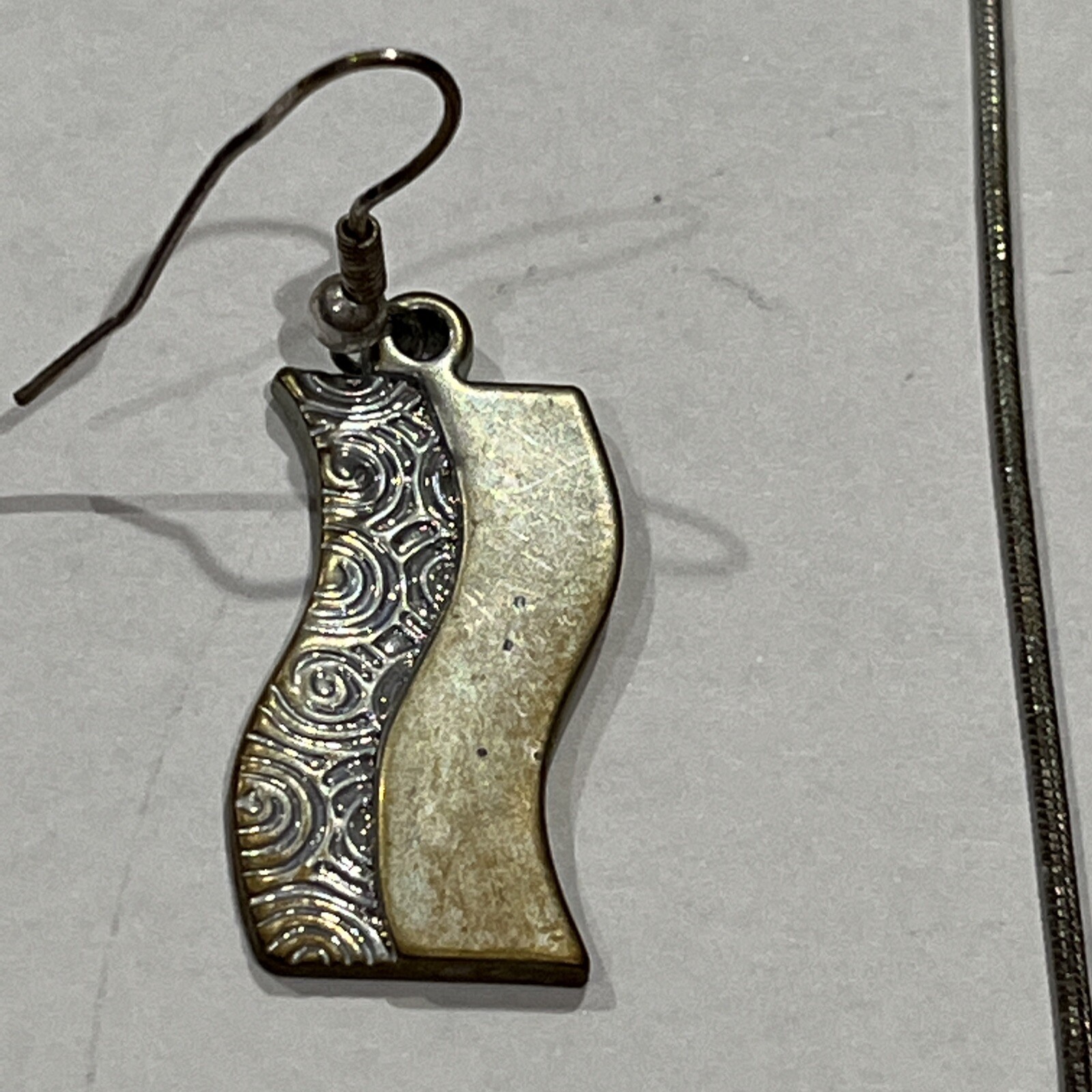 Silver Tone Rectangular Floating Pendant Necklace… - image 5