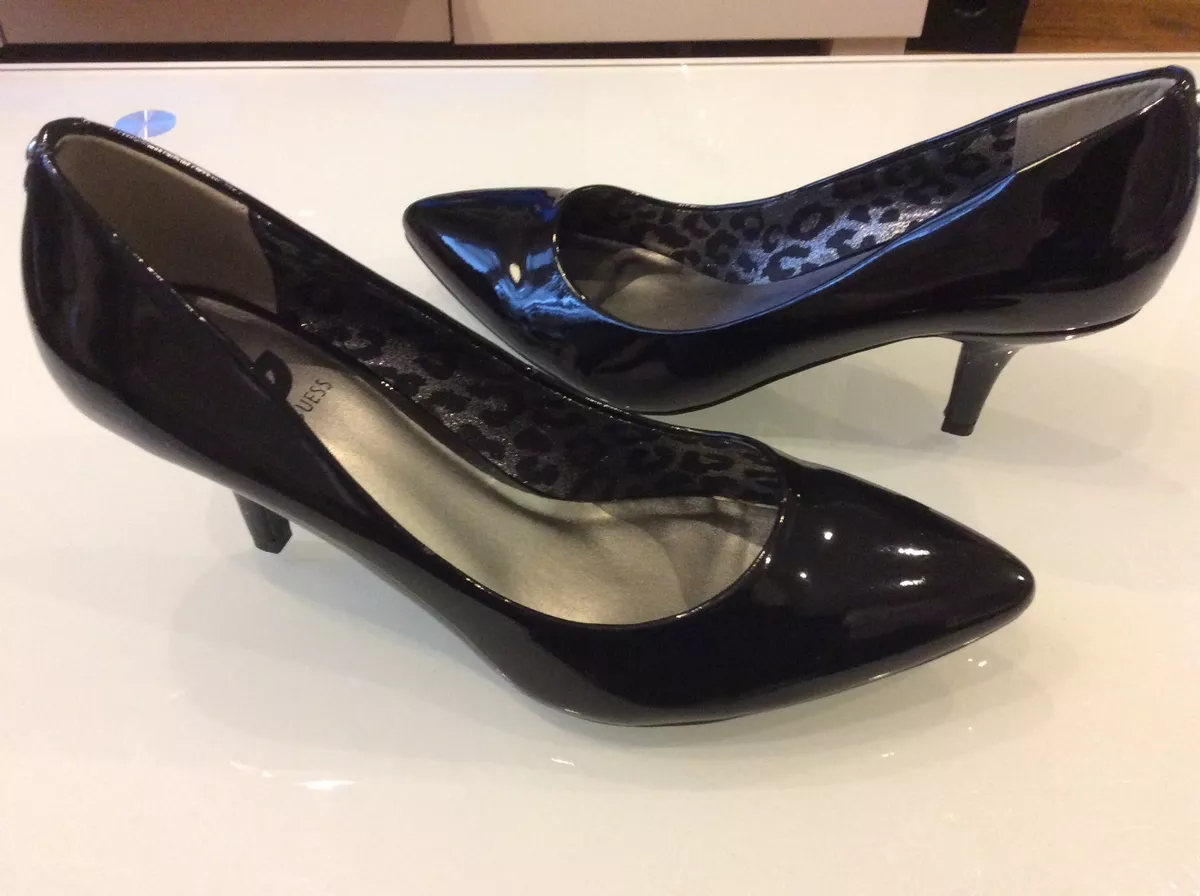 G by Guess Patent Black Patent Leather Pumps size 10 39.00