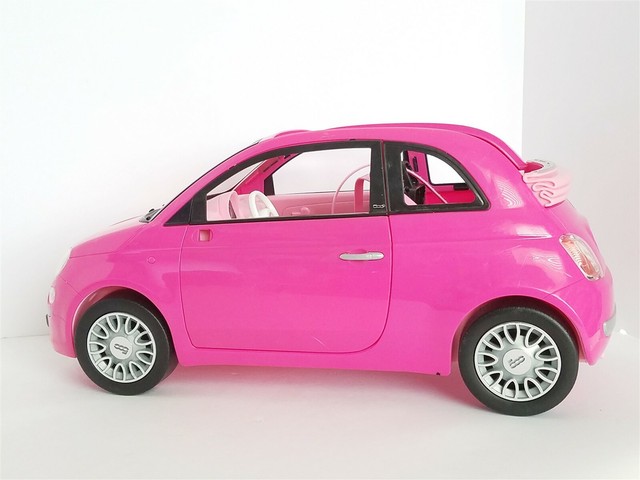 fiat 500 de la barbie