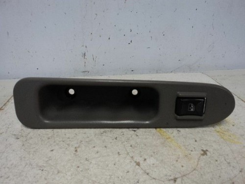 00 IMPALA LEFT REAR POWER WINDOW CONTROL SWITCH WITH GRAY BEZEL TRIM - Picture 1 of 2