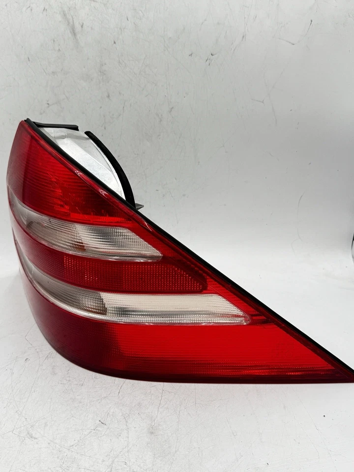 Luz trasera LED OEM 2000 2001 2002 MERCEDES CLASE S W220 S430 PASAJERO DERECHO Foto 3 de 4
