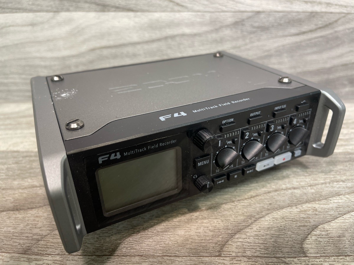Zoom F4 Multitrack Field Recorder 6-Input Audio Mixer (A1D025979)