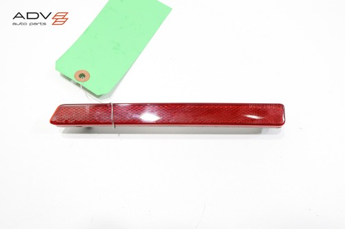 2018 - 2023 CHEVROLET TRAVERSE REAR BUMPER RIGHT SIDE REFLECTOR LIGHT LAMP OEM