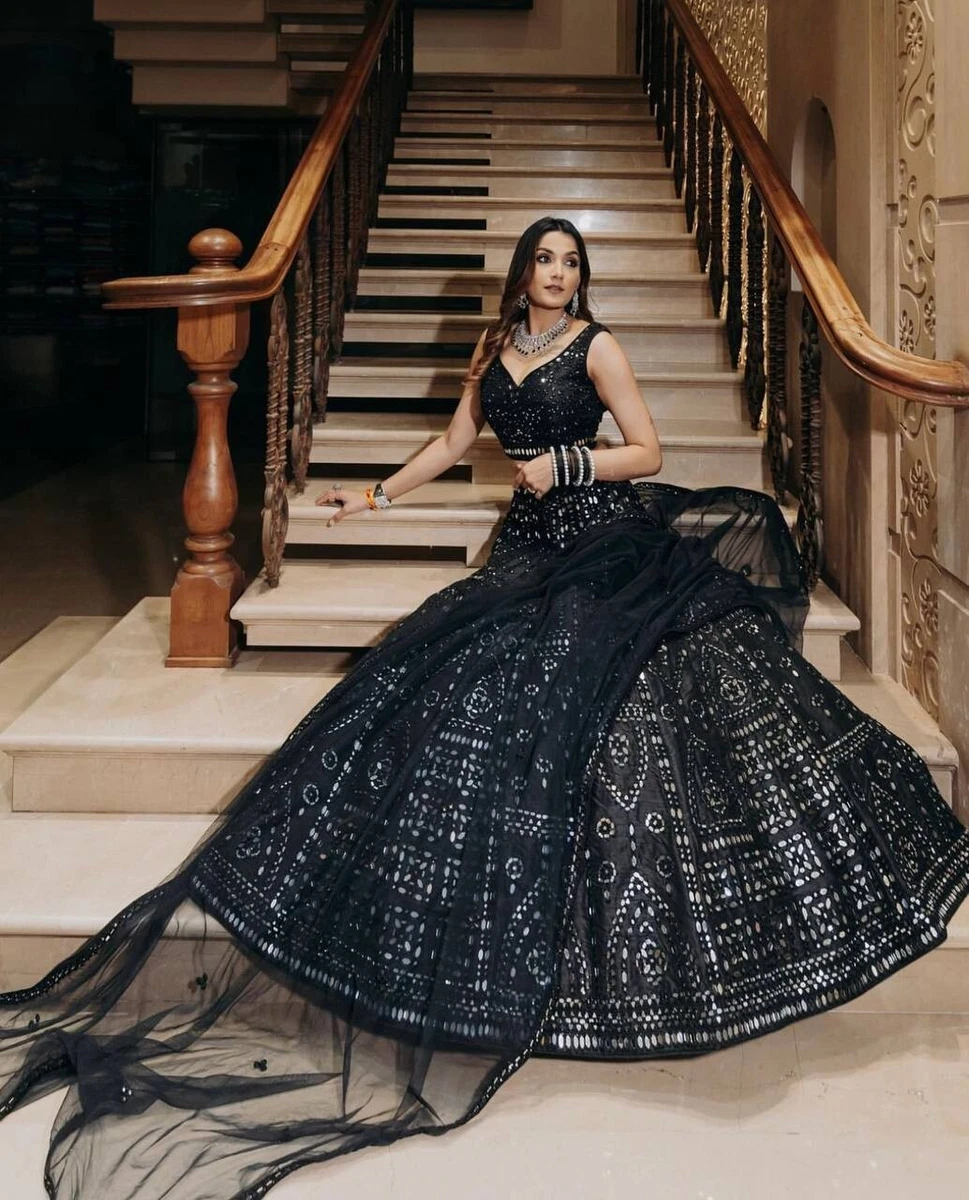 Max lehenga deals choli