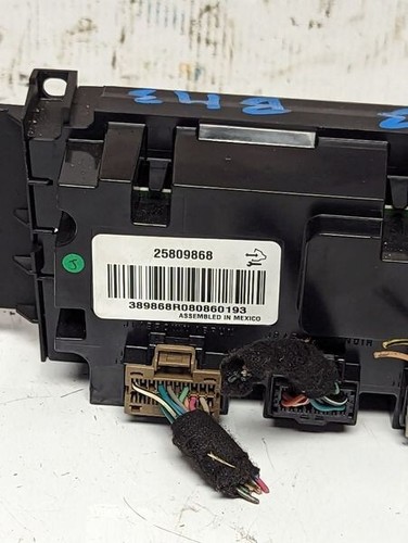 2007-2011 Cadillac Escalade-ESV AC Heater Climate Control Temperature OEM - Picture 6 of 9