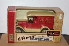 ERTL V&S VARIETY STORES 1923 CHEVROLET DELIVERY TRUCK BANK IN BOX
