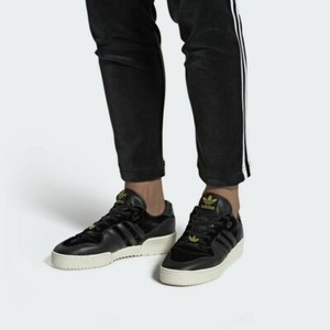 ADIDAS RIVARLY LOW EH0181 BLACK WHITE MENS LIFESTYLE VALVET PACK SIZE 12 US  | eBay