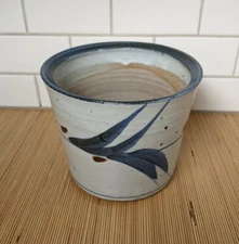 Colin Kellam Studio Pottery Ceramic Planter Pot 6.5" Tall England 