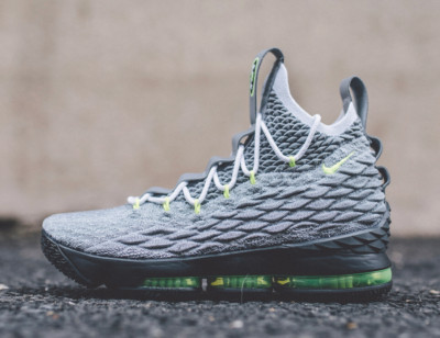 lebron 15 ksa air max 95