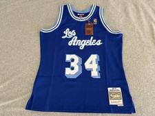 Ultimate Los Angeles Lakers Collector and Super Fan Gift Guide 48