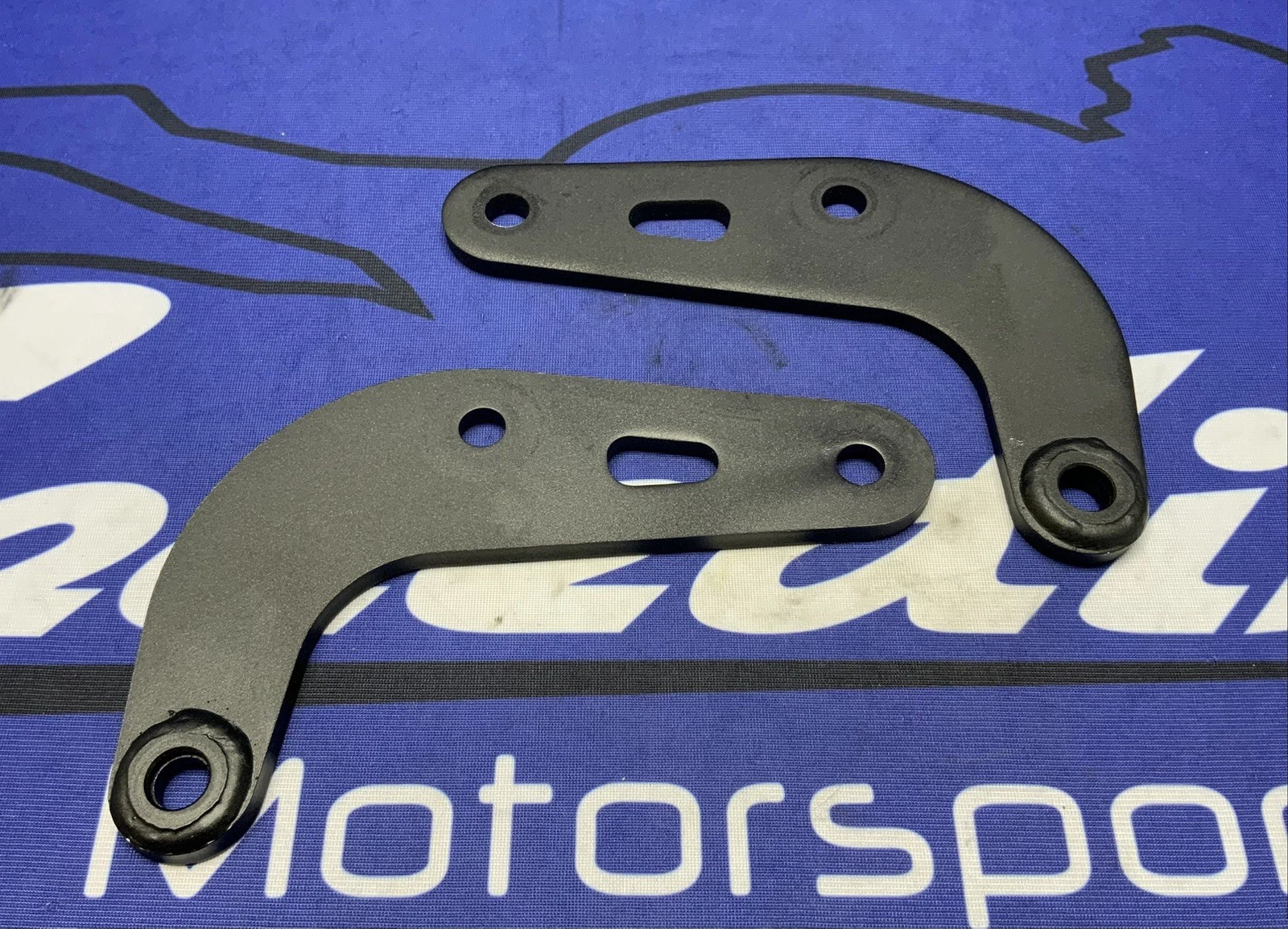 Kawasaki Left & Right Suspension Arms ZX-4RR 2023-2026 OEM 39007-0475