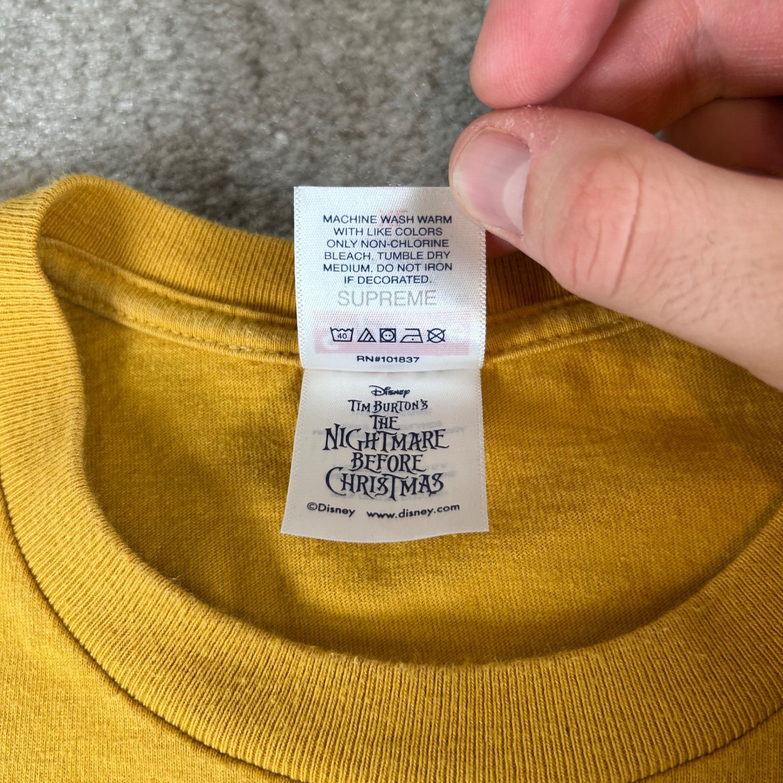 Supreme Nightmare Before Christmas Jack Skellington T-Shirt Men's XL Yellow USA thumbnail 4