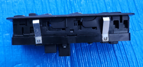 2014-2024 Maserati Ghibli Quattroporte LH Driver Front Door Window Master Switch - Picture 6 of 9