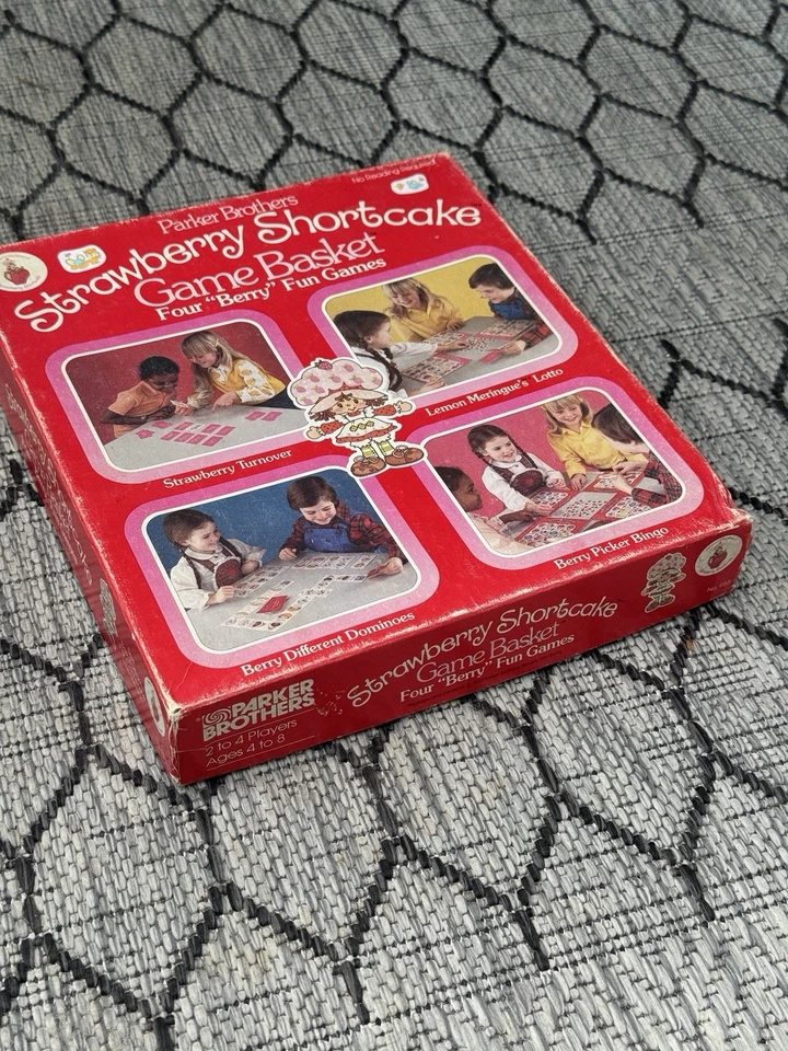 Cesta de juego Stawberry Shortcake 1981 vintage cuatro juegos divertidos “Berry” Parker Bros Foto 2 de 4