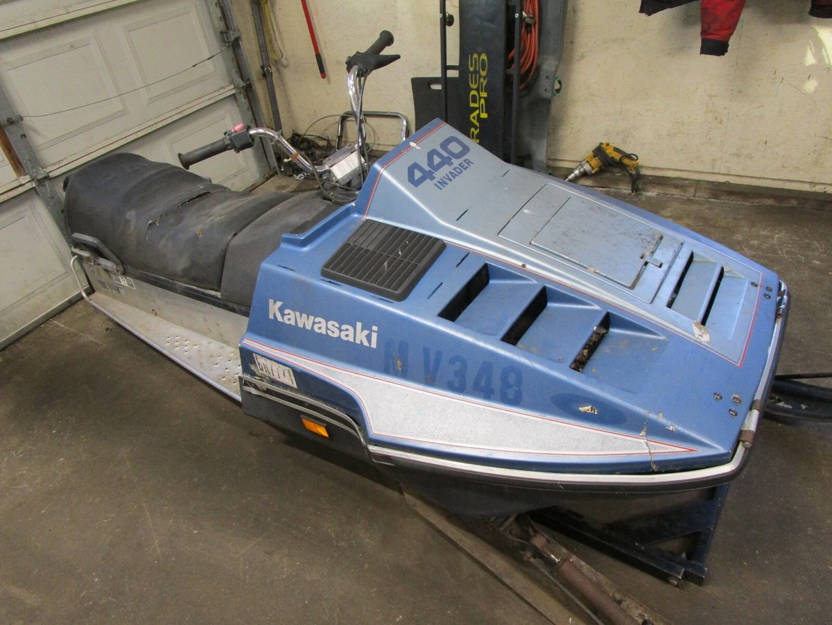 Vintage 80 Kawasaki Invader 440 L/C Snowmobile Suspension Track