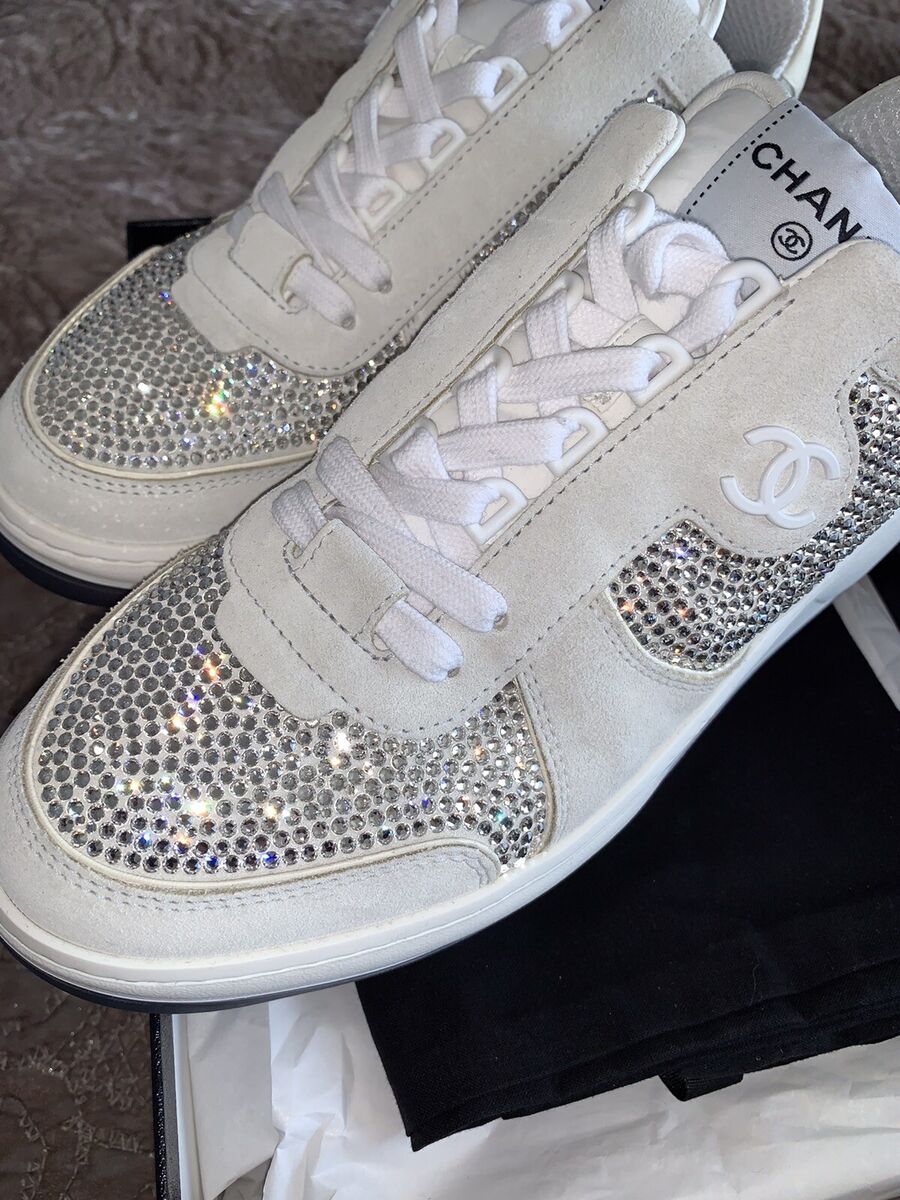 CHANEL 23C NEW TAGS SILVER GREY CRYSTALS CC LOGO SUEDE CHANEL 23C NEW TAGS SILVER GREY CRYSTALS CC LOGO SUEDE