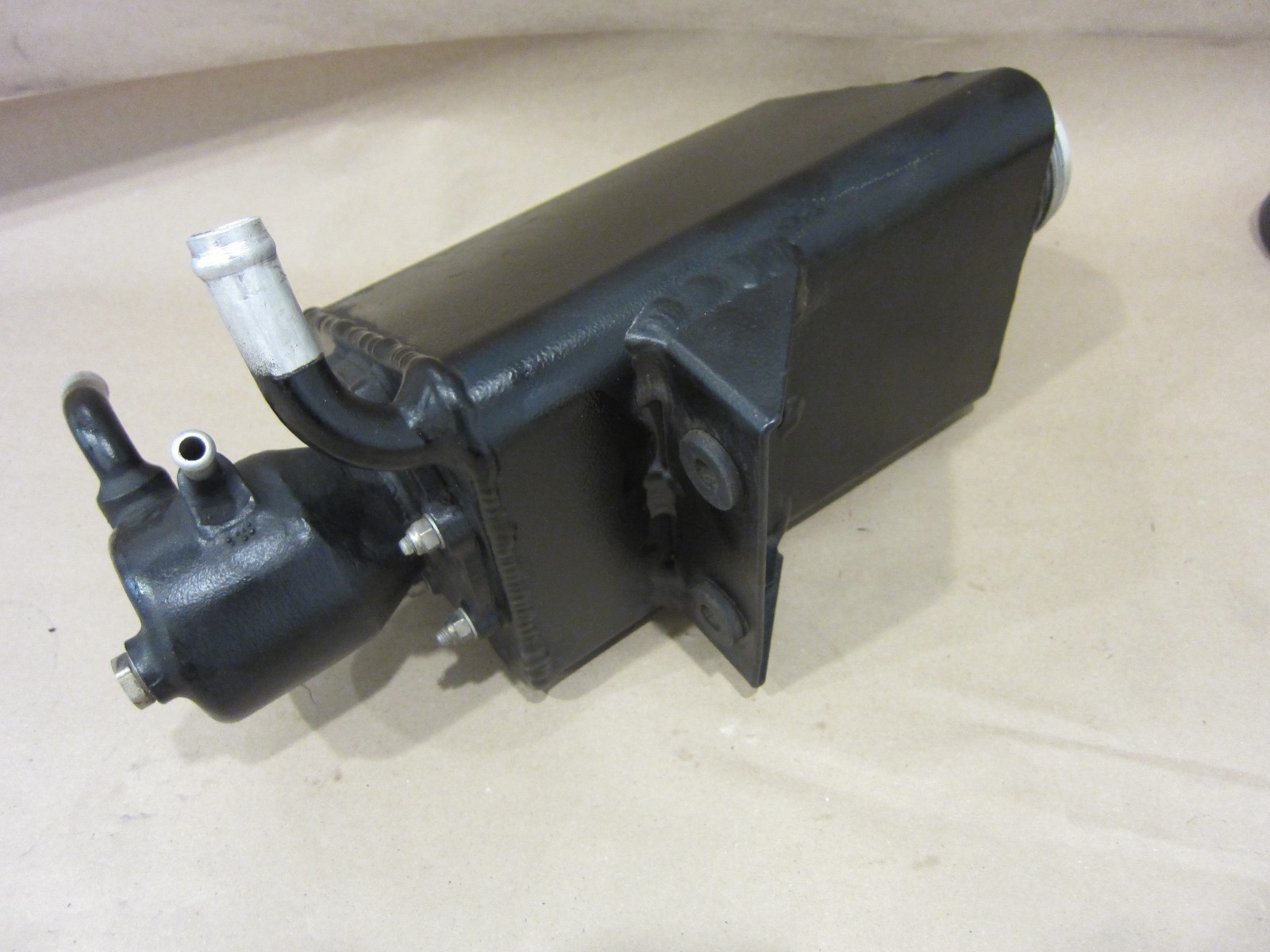 Ferrari 456 - Oil Tank /  Power Steering Reservoir / No Cap # 179185