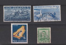 NEW ZEALAND lot 4 timbres de collection