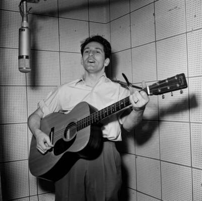Pop and skiffle singer Lonnie Donegan 1950s Old Photo 1