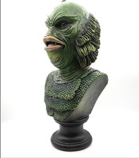 Green Rustic Gill-Man Black Lagoon Swamp Monster Creature Head Bust Figurine